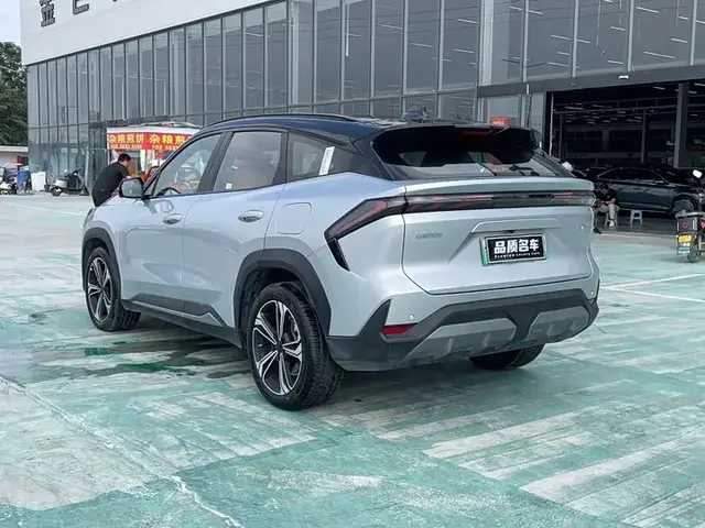 GEELY GALAXY L7 2025