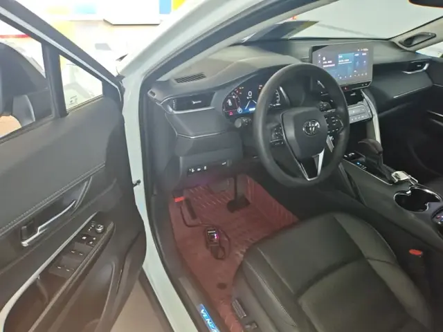 TOYOTA VENZA PRESTIGE 2023