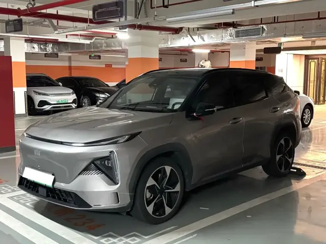 GEELY GALAXY L7 2023