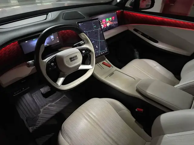 GEELY GALAXY L7 2023