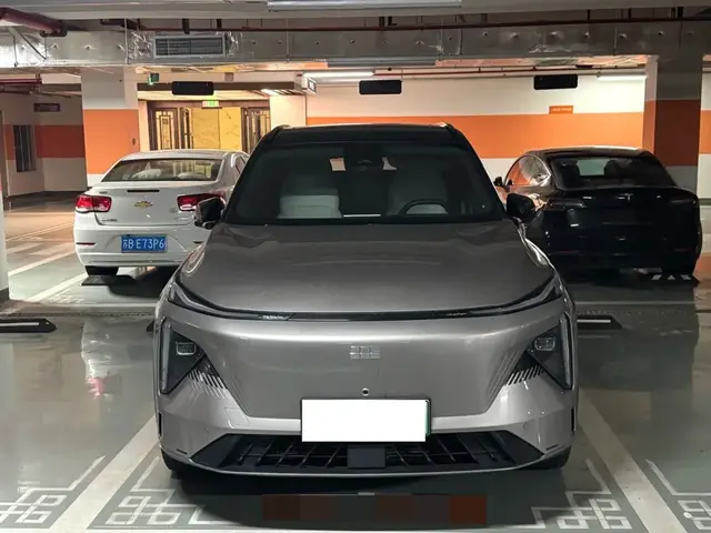 GEELY GALAXY L7 2023