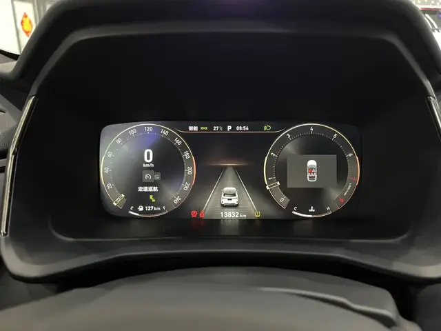 LYNK & CO 06 EM-P 2023