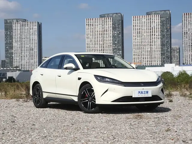 BYD QIN L 2025