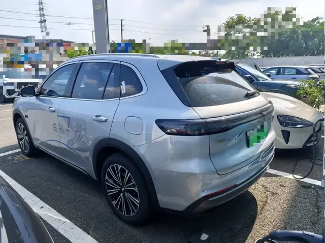 GEELY GALAXY STARSHIP EM-I GALAXY STARSHIP 7 EM-I 2025