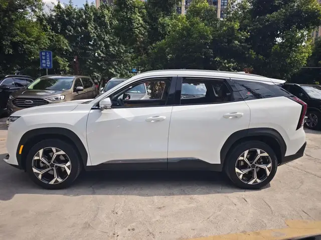 GEELY BOYUE L PREMIUM 2023