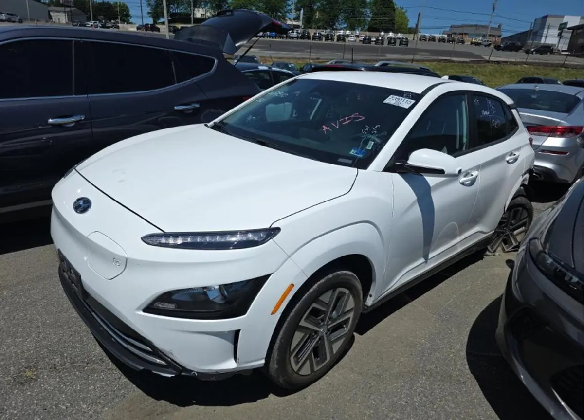 HYUNDAI KONA SE 2023