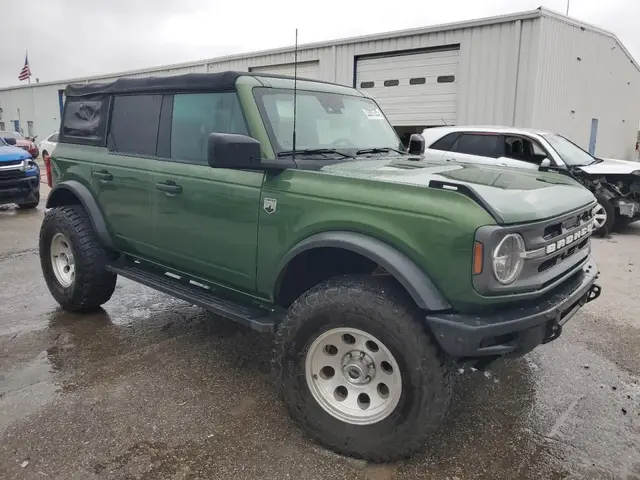 FORD BRONCO BASE 2022