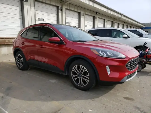 FORD ESCAPE SEL 2021