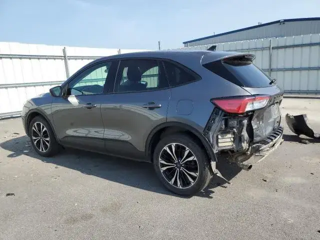 FORD ESCAPE SEL 2022