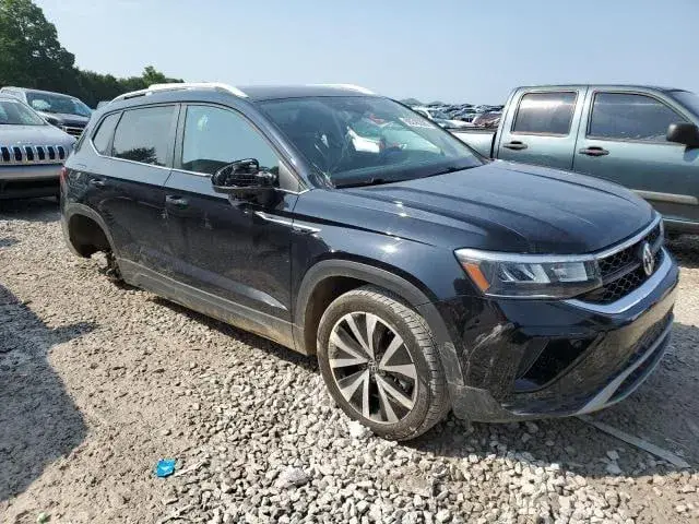 VOLKSWAGEN TAOS SE 2022