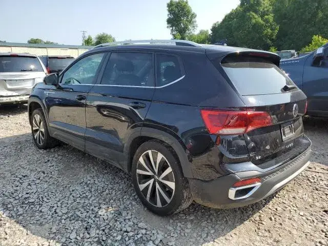 VOLKSWAGEN TAOS SE 2022