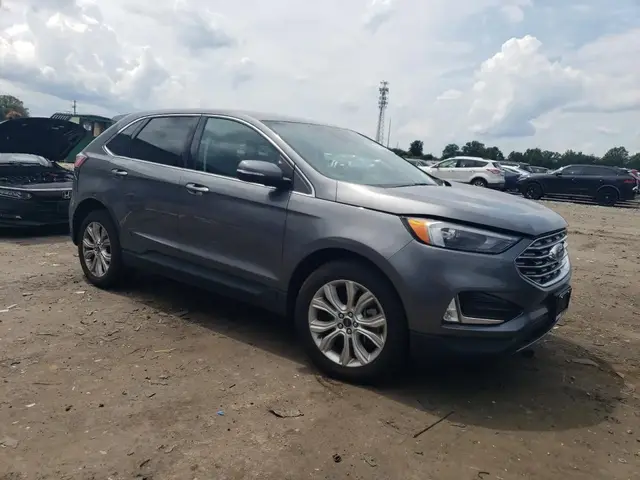 FORD EDGE TITANIUM 2022