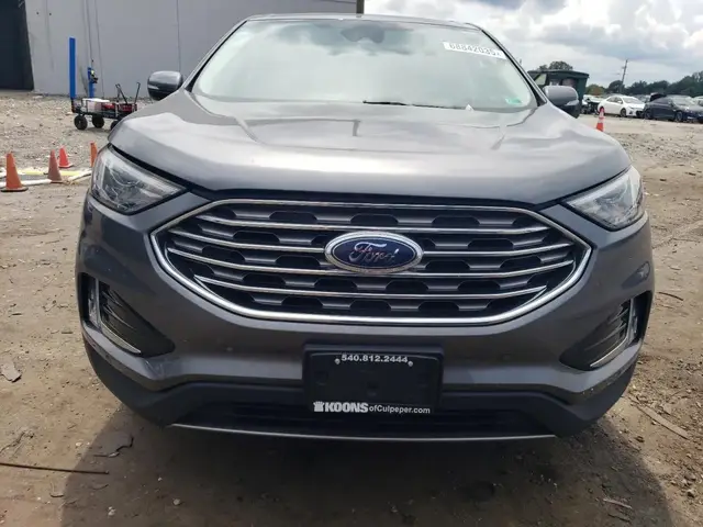 FORD EDGE TITANIUM 2022