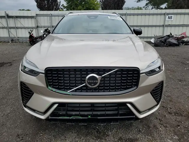 VOLVO XC60 ULTIMATE 2023