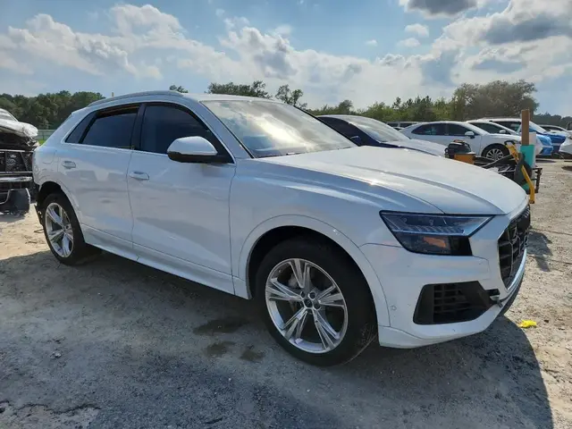AUDI Q8 PREMIUM PLUS 2023