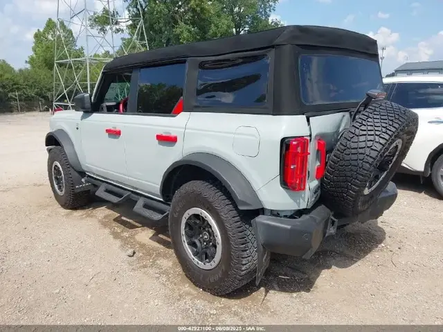 FORD BRONCO BIG BEND 2024