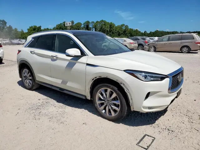 INFINITI QX50 LUXE 2021