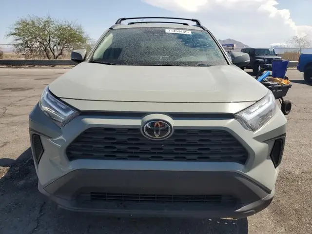TOYOTA RAV4 XLE 2023
