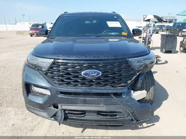 FORD EXPLORER ST-LINE 2023