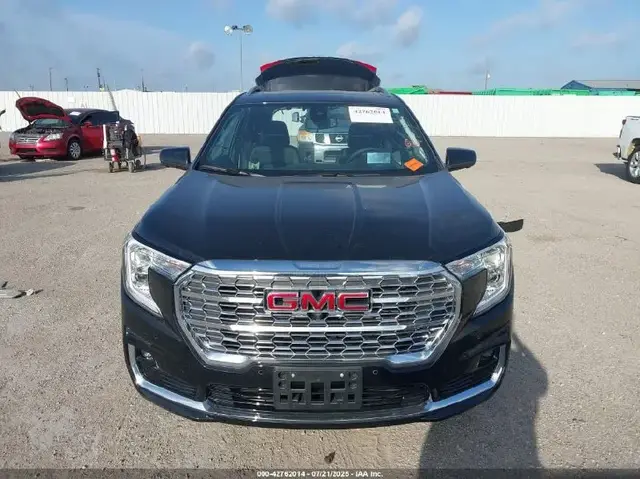 GMC TERRAIN AWD DENALI 2024