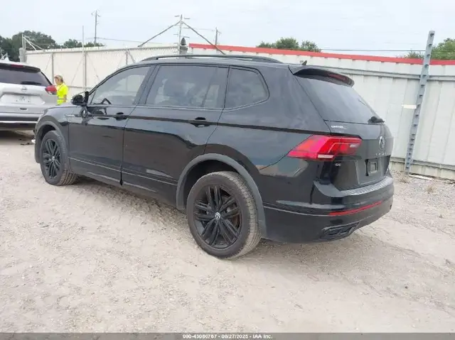 VOLKSWAGEN TIGUAN 2022