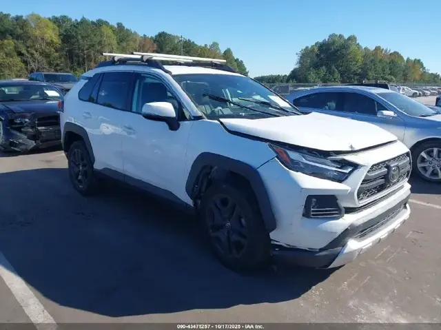 TOYOTA RAV4 ADVENTURE 2022