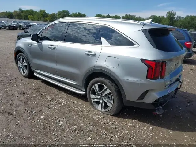 KIA SORENTO HYBRID EX 2023