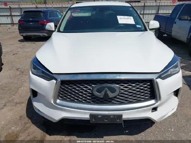 INFINITI QX50 PURE 2022