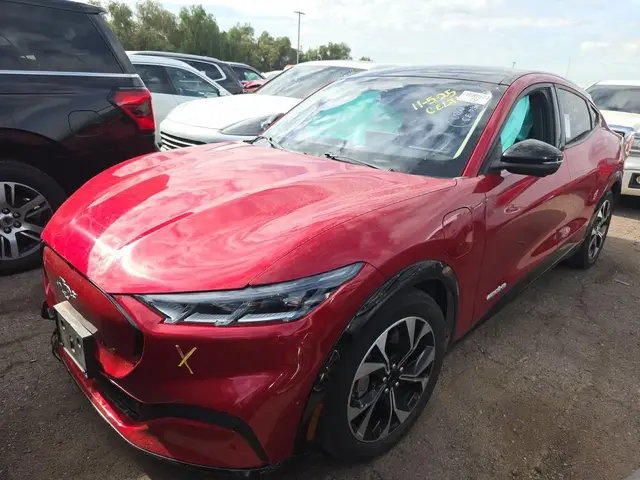 FORD MUSTANG MACH-E PREMIUM 2023