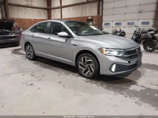 VOLKSWAGEN JETTA 2024