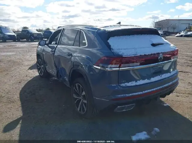 VOLKSWAGEN ATLAS CROSS CROSS SPORT SEL 2024