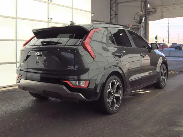 KIA NIRO EX TOURING 2023