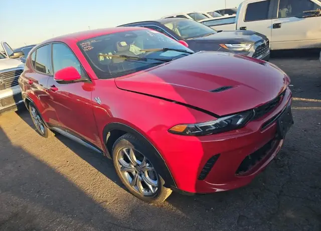 DODGE HORNET R/T 2024