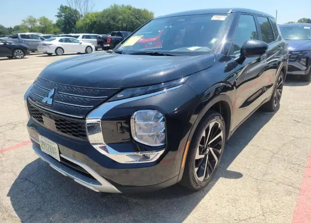 MITSUBISHI OUTLANDER SE 2024