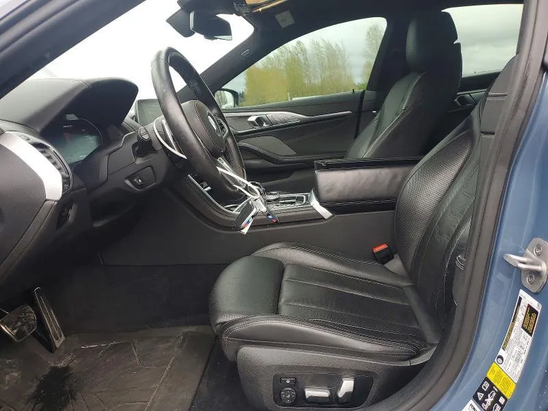 BMW M850XI 2022