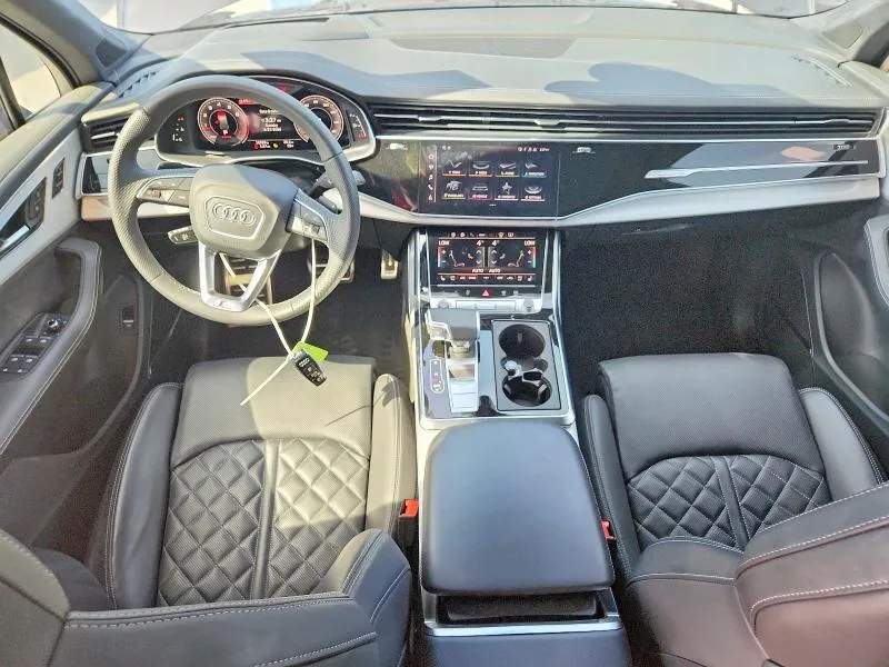 AUDI Q7 PRESTIGE S-LINE 2024