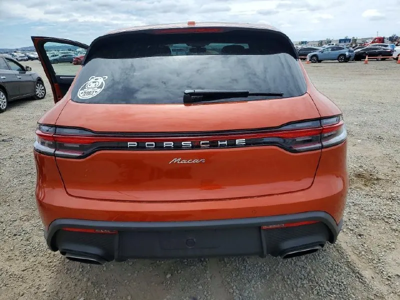 PORSCHE MACAN BASE 2023
