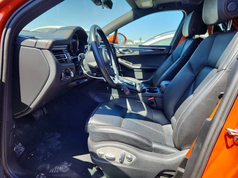 PORSCHE MACAN BASE 2023