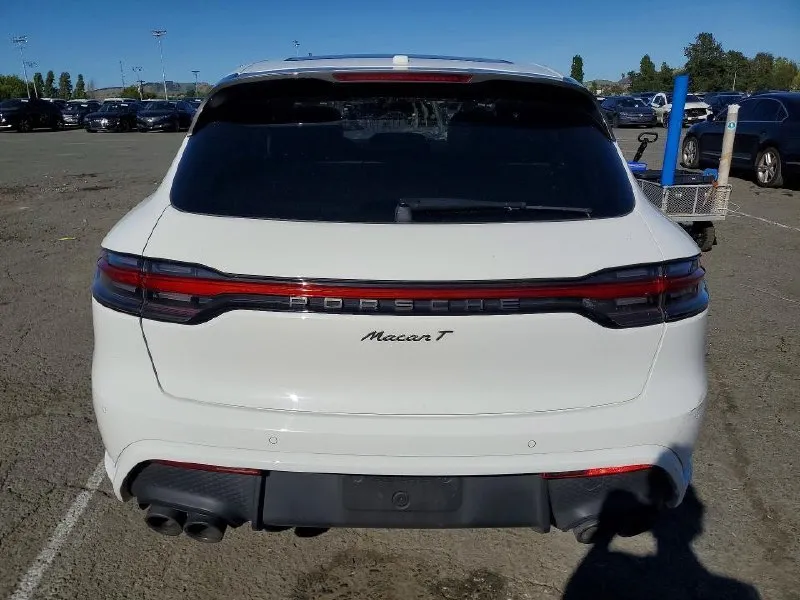 PORSCHE MACAN BASE 2023