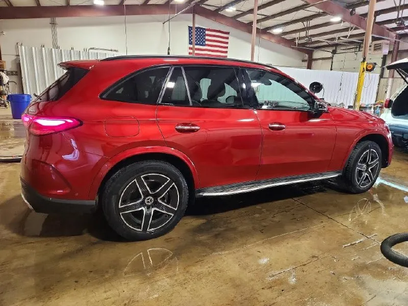 MERCEDES-BENZ GLC 300 4MATIC 2023