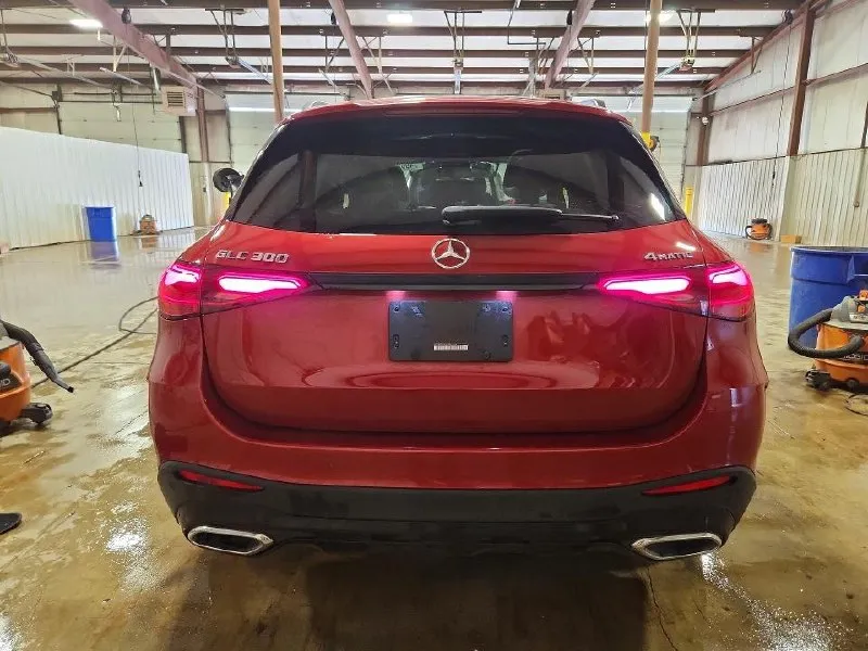 MERCEDES-BENZ GLC 300 4MATIC 2023