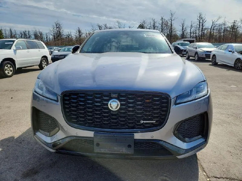 JAGUAR F-PACE 2024