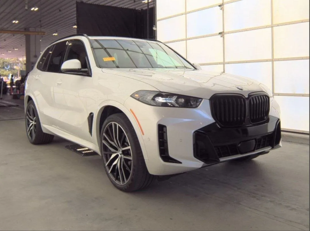 BMW X5 SPORTS ACTIVITY VEHICLE 2024