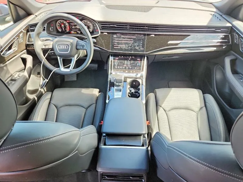 AUDI Q8 PRESTIGE S-LINE 2025