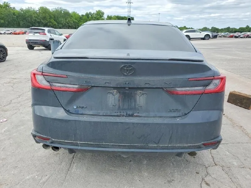 TOYOTA CAMRY XSE 2025