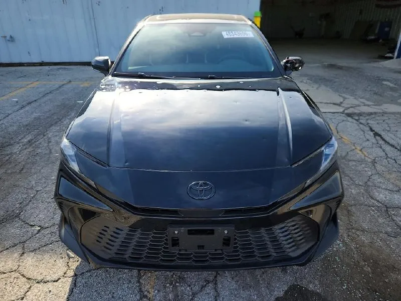 TOYOTA CAMRY SE 2026