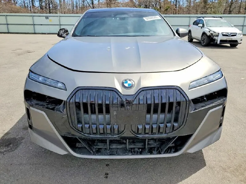 BMW 760 XI 2023