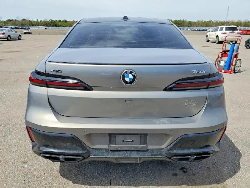 BMW 760 XI 2023