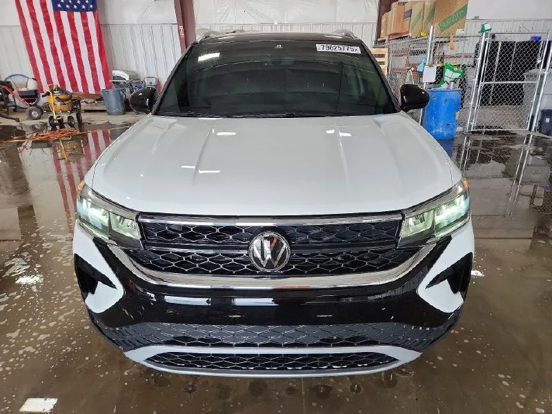 VOLKSWAGEN TAOS SE 2024