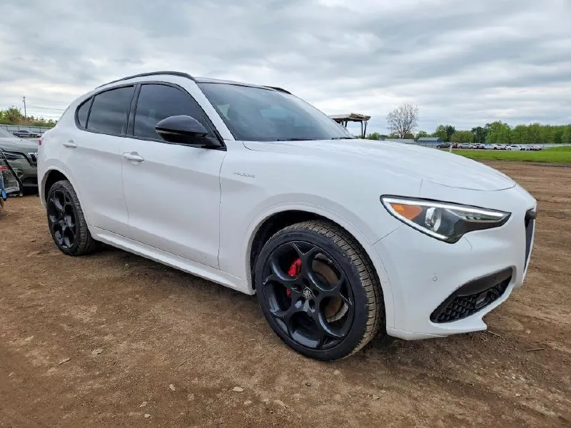 ALFA ROMEO STELVIO TI 2022